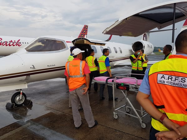 Apa Itu Air Ambulance? Penjelasan Lengkap dan Layanan dari Jakarta ke Singapura